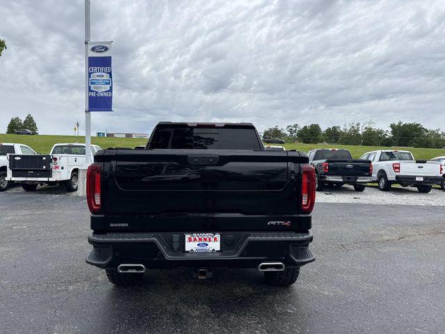 2023 GMC Sierra 1500 4WD Crew Cab Short Box AT4