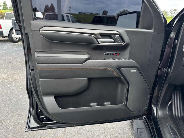 2023 GMC Sierra 1500 4WD Crew Cab Short Box AT4