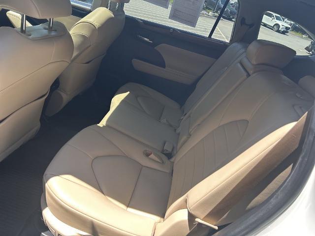 2020 Toyota Highlander Hybrid XLE