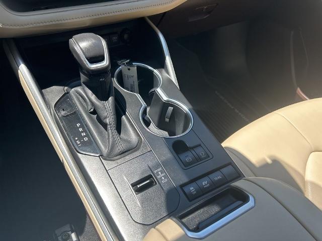 2020 Toyota Highlander Hybrid XLE