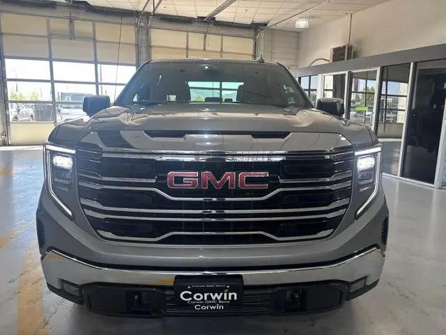2025 GMC Sierra 1500 4WD Crew Cab Short Box SLT