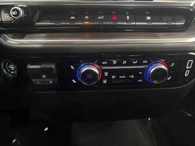2025 GMC Sierra 1500 4WD Crew Cab Short Box SLT