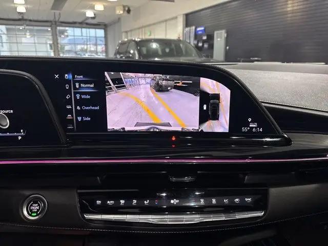 2022 Cadillac Escalade 4WD Sport