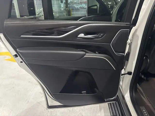 2022 Cadillac Escalade 4WD Sport