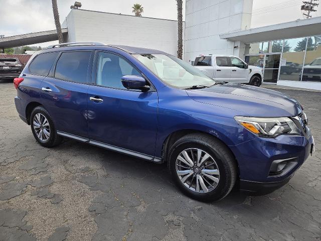 2020 Nissan Pathfinder SL 2WD