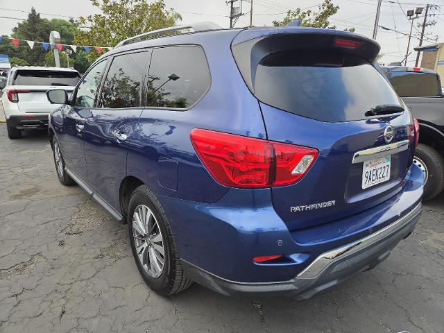 2020 Nissan Pathfinder SL 2WD
