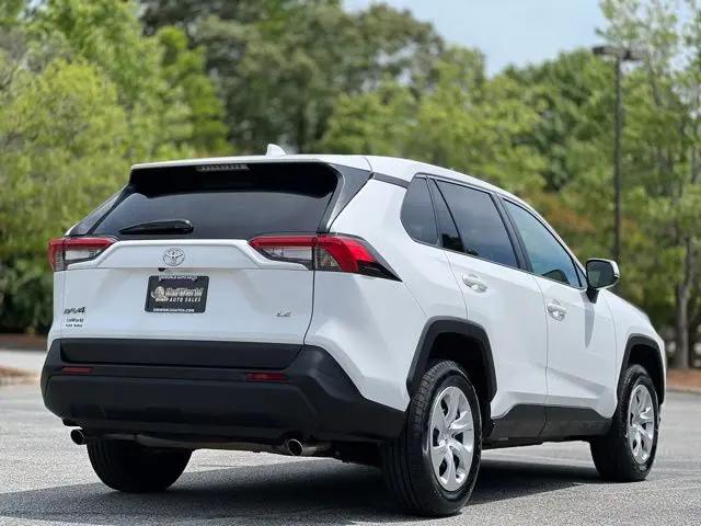 2023 Toyota RAV4 LE