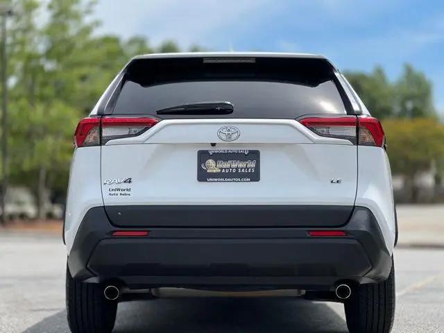 2023 Toyota RAV4 LE