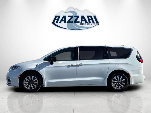 2024 Chrysler Pacifica Hybrid Select