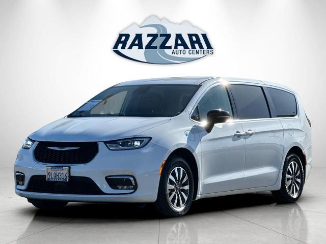 2024 Chrysler Pacifica Hybrid Select