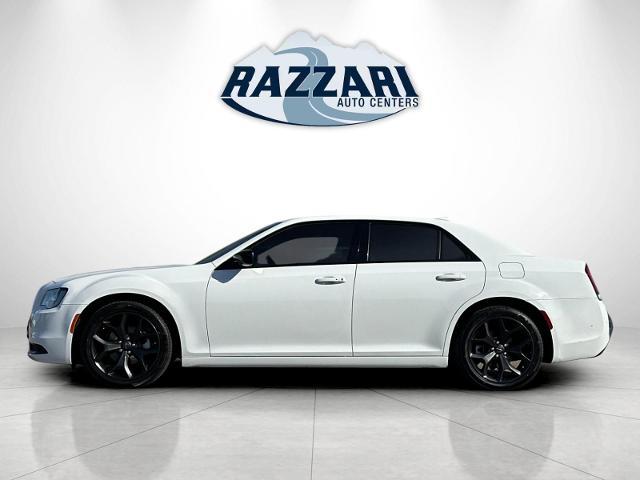 2022 Chrysler 300 Touring
