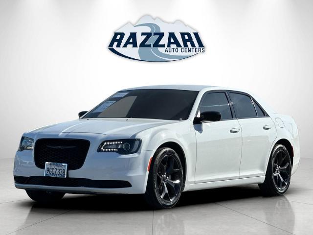 2022 Chrysler 300 Touring