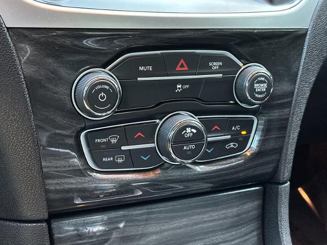2022 Chrysler 300 Touring