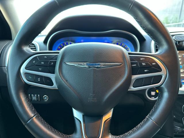 2022 Chrysler 300 Touring
