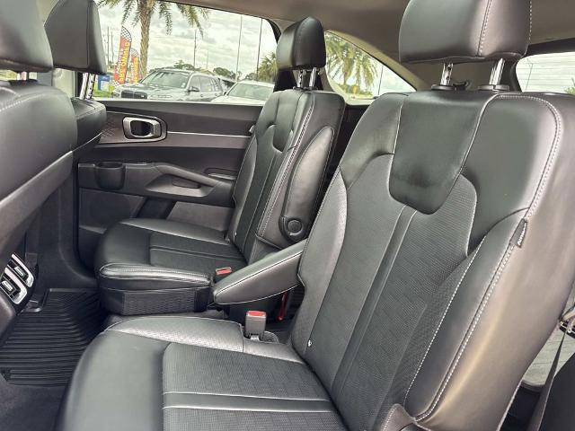 2025 Kia Sorento EX