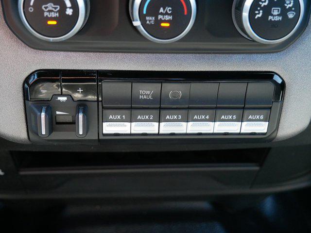 2022 Ram 3500 Tradesman Crew Cab 4x4 6'4" Box