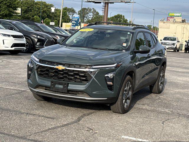 2025 Chevrolet Trax FWD LT
