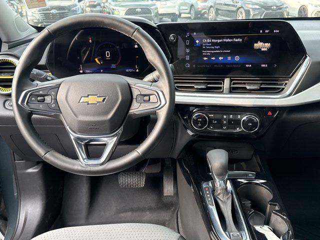 2025 Chevrolet Trax FWD LT
