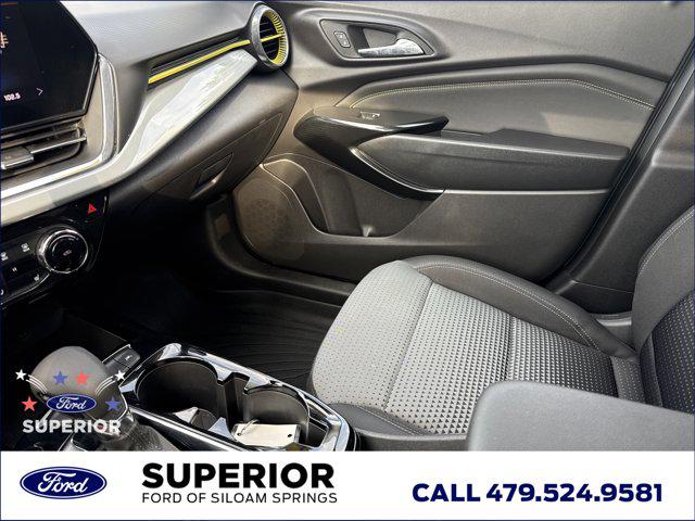 2025 Chevrolet Trax FWD LT