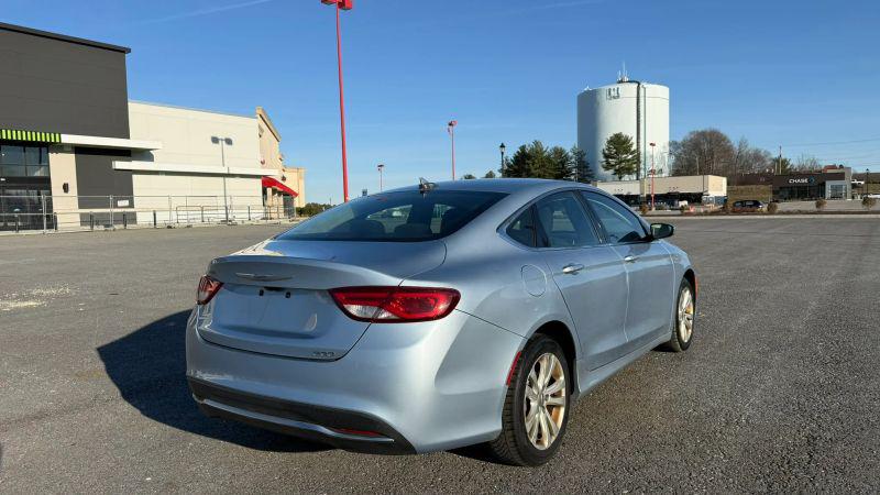 2015 Chrysler 200 Limited