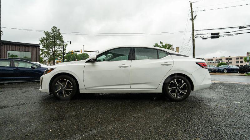 2024 Nissan Sentra SV Xtronic CVT