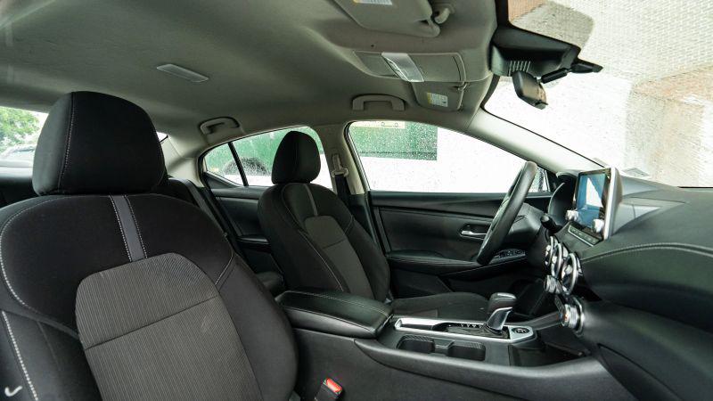 2024 Nissan Sentra SV Xtronic CVT
