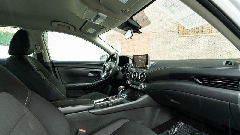 2024 Nissan Sentra SV Xtronic CVT