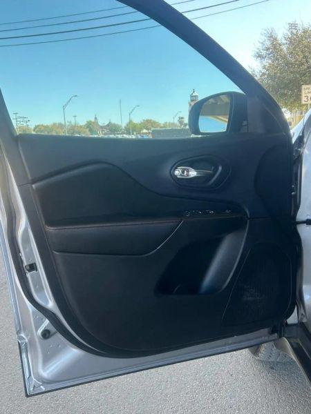 2019 Jeep Cherokee Trailhawk 4x4