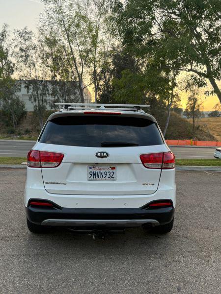 2016 Kia Sorento 3.3L EX
