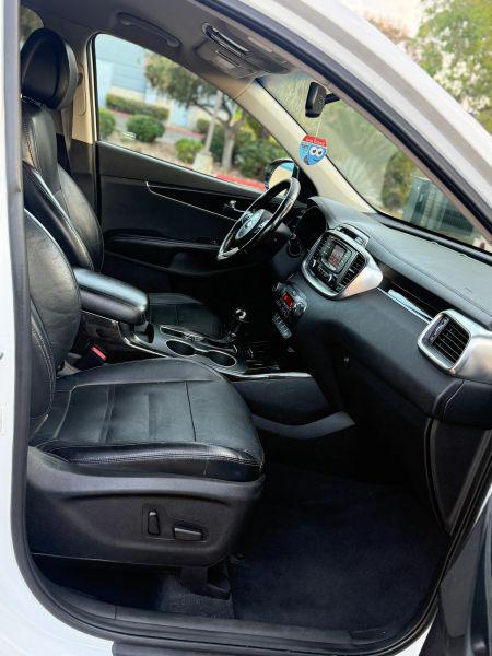 2016 Kia Sorento 3.3L EX