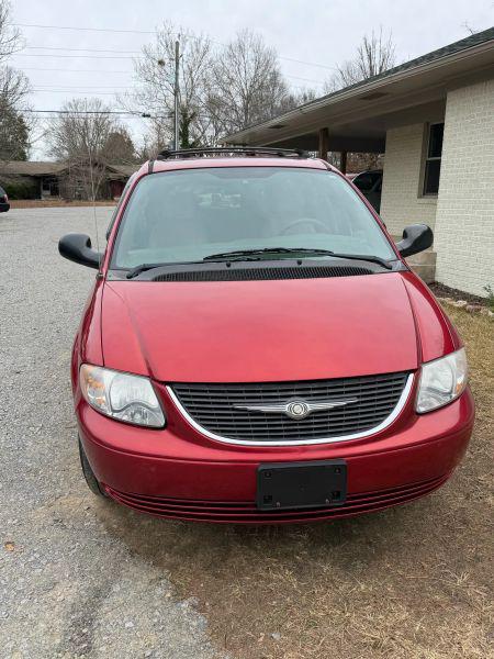 2004 Chrysler Town & Country LX