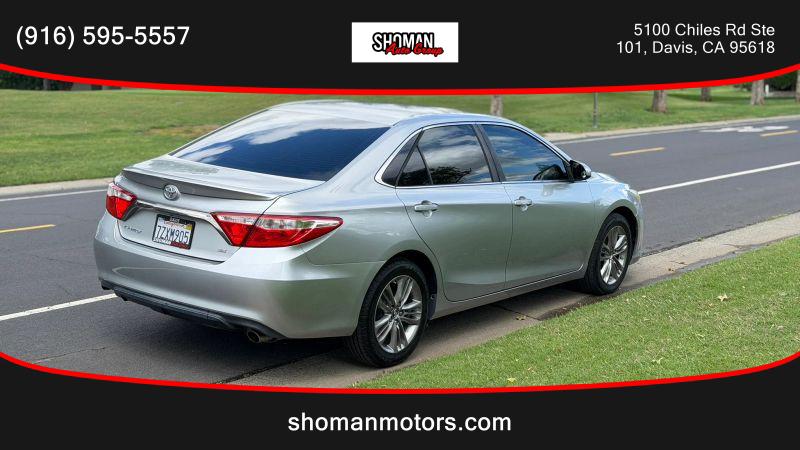 2016 Toyota Camry SE