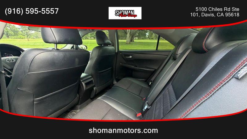 2016 Toyota Camry SE