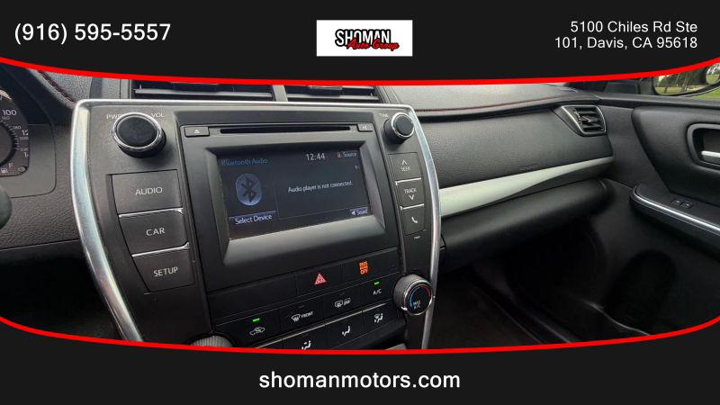 2016 Toyota Camry SE