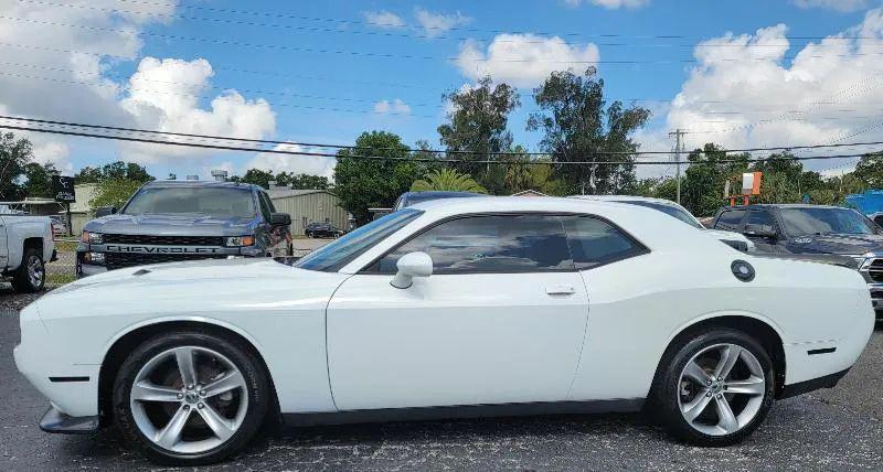 2015 Dodge Challenger SXT