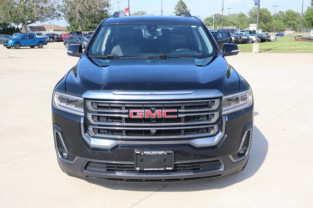 2022 GMC Acadia AWD AT4