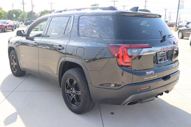2022 GMC Acadia AWD AT4