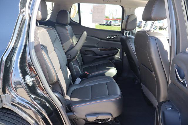 2022 GMC Acadia AWD AT4