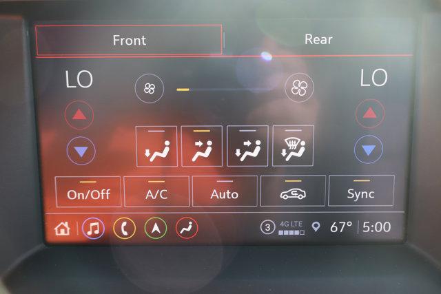 2022 GMC Acadia AWD AT4