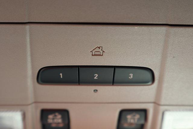 2022 GMC Acadia AWD AT4