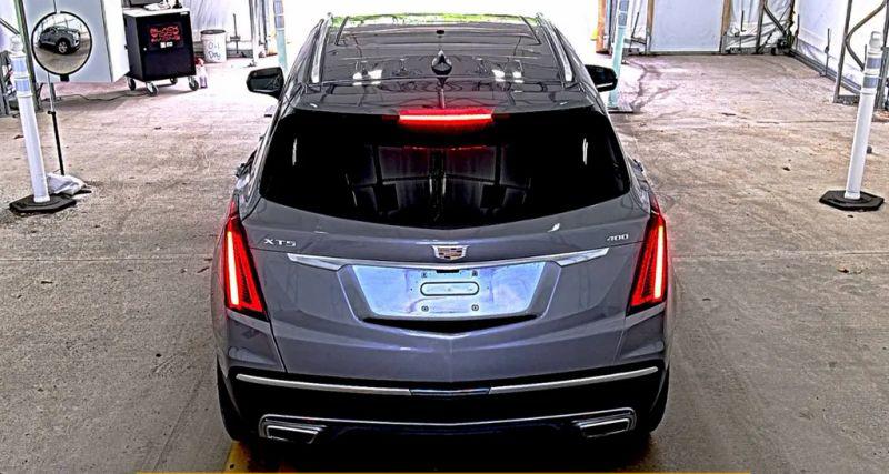 2021 Cadillac XT5 FWD Premium Luxury