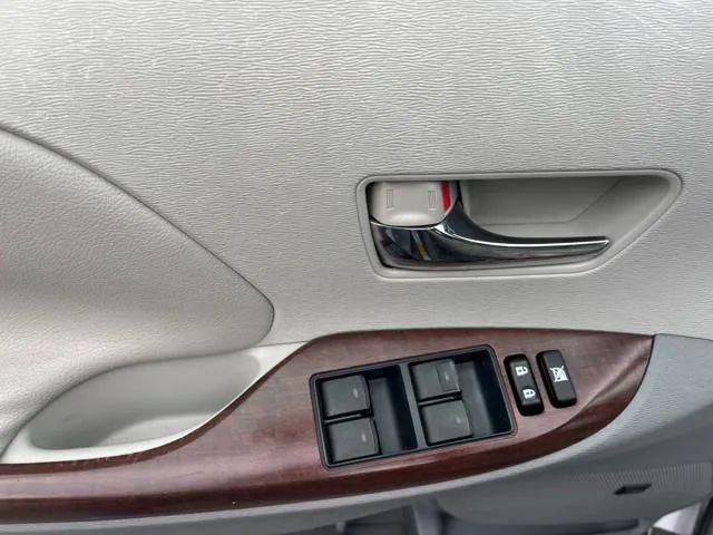 2011 Toyota Sienna XLE