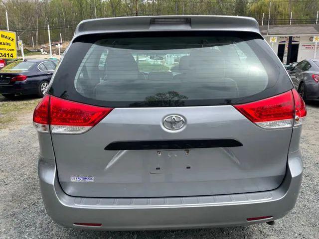 2013 Toyota Sienna L V6 7 Passenger