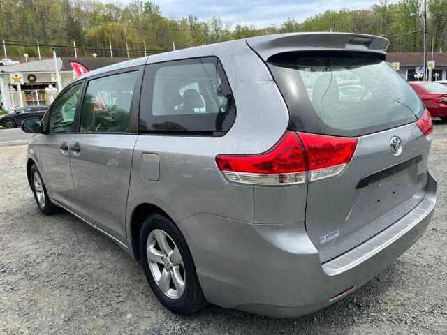 2013 Toyota Sienna L V6 7 Passenger