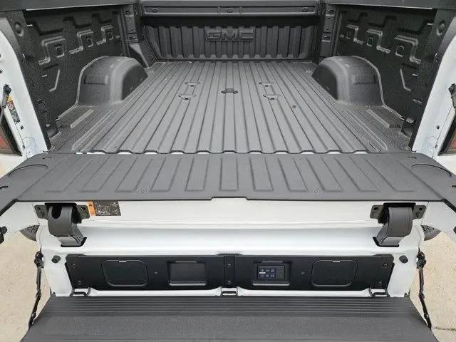 2026 GMC Sierra 2500HD Crew Cab, Standard Bed, AT4X, 4WD