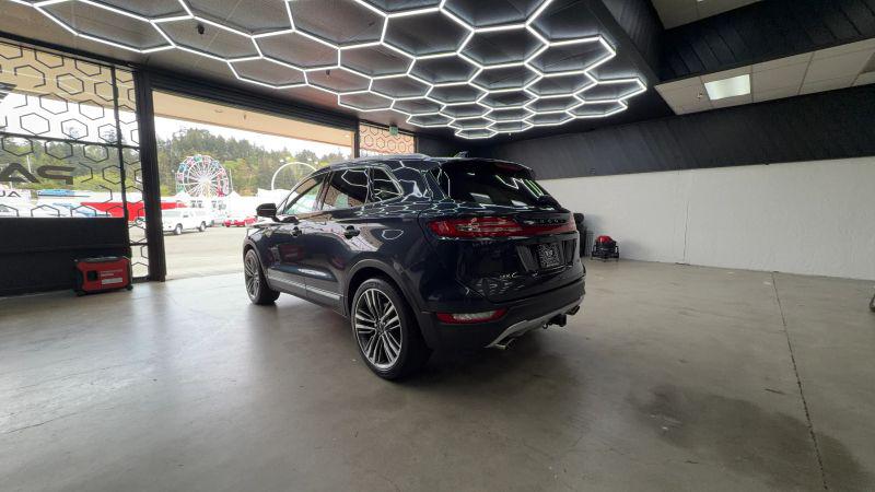 2015 Lincoln MKC Base