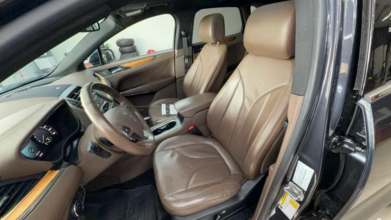 2015 Lincoln MKC Base