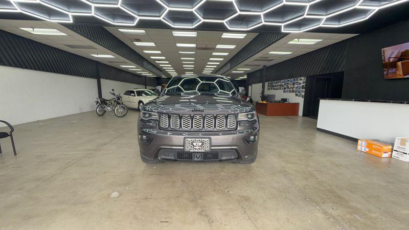 2021 Jeep Grand Cherokee Laredo X 4x4