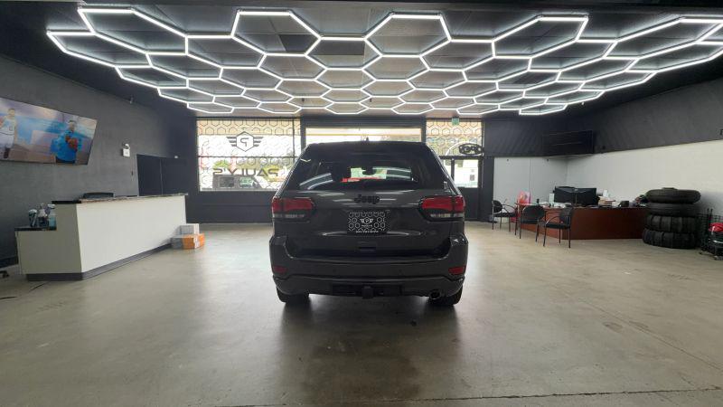2021 Jeep Grand Cherokee Laredo X 4x4
