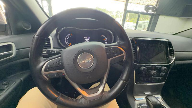2021 Jeep Grand Cherokee Laredo X 4x4